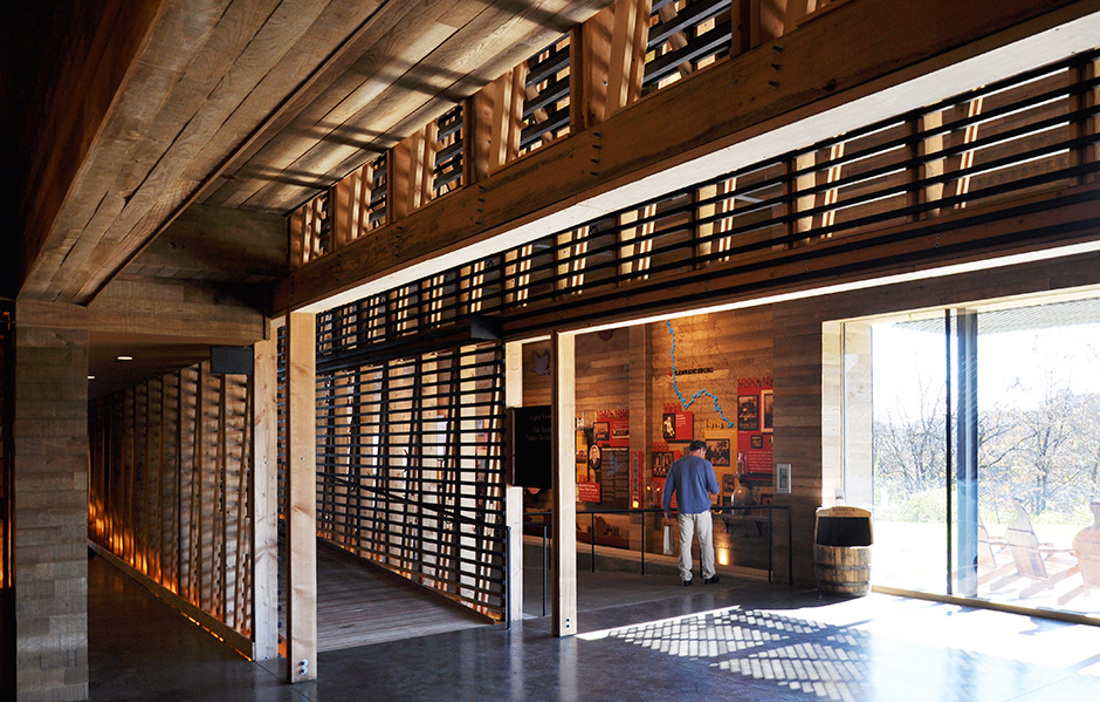 Modern design experience at Bourbon Distillery - Trä magazine